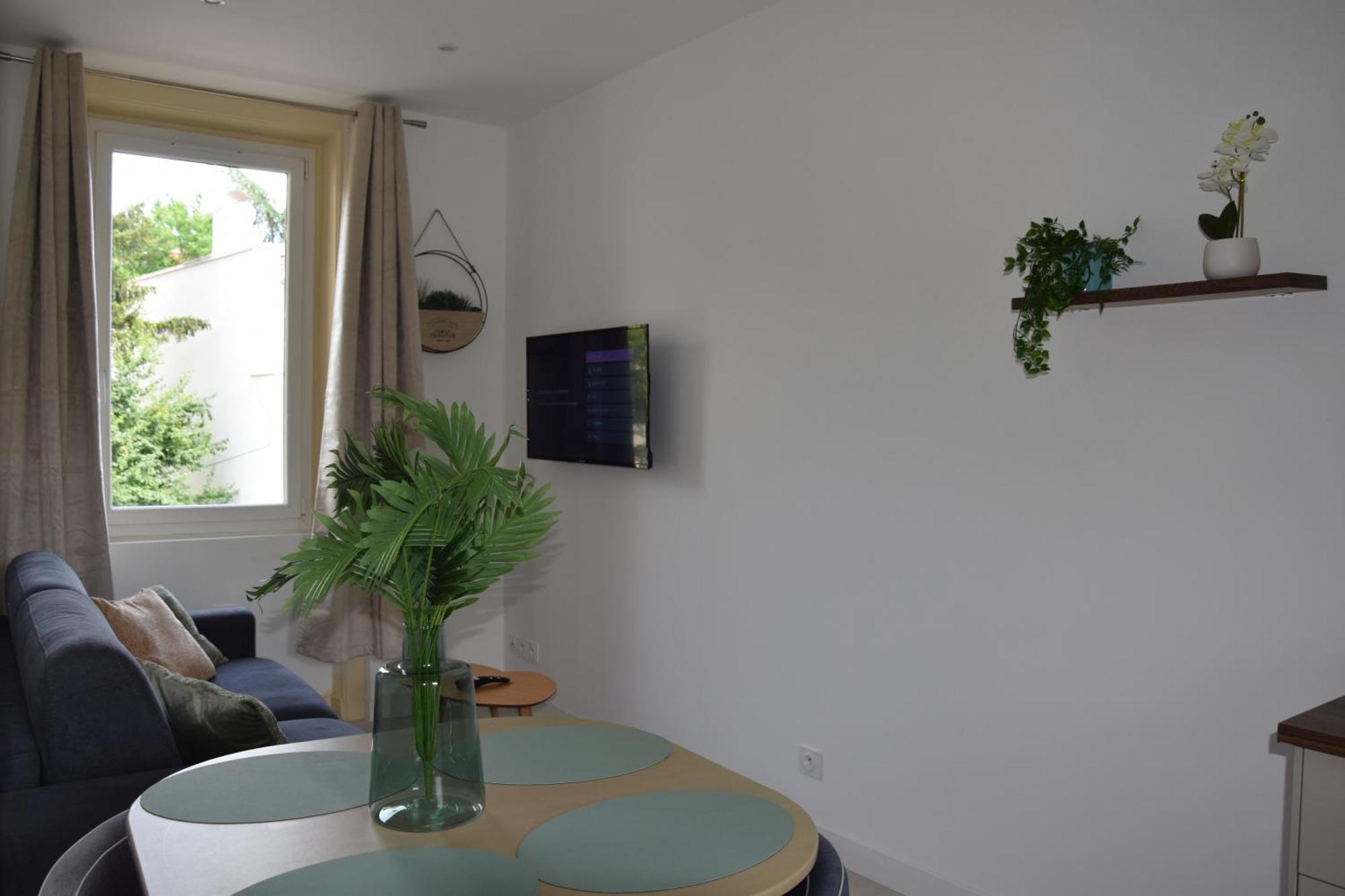 Ferienwohnung Elegant T2 A Bron, Tramway A 2Min, Box Parking, 4Personnes Exterior foto
